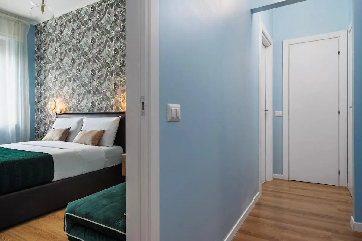 Classbnb - Apartment Just 2 Minutes Walk From Domodossola M5 Metro Station Milano 0*,  Italien